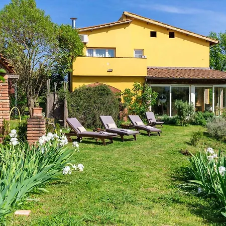 Villa Lorena, A Vintage With Indoor Pool *