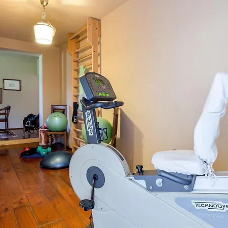 Lorena, A Vintage With Indoor Pool ヴィラ *