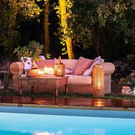 Villa Lorena, A Vintage With Indoor Pool