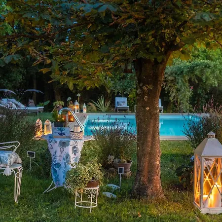 Lorena, A Vintage With Indoor Pool