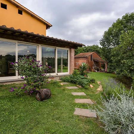 Lorena, A Vintage With Indoor Pool カパンノリ