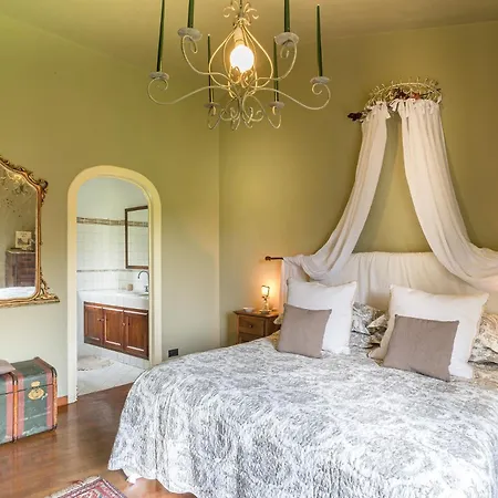 Lorena, A Vintage With Indoor Pool カパンノリ