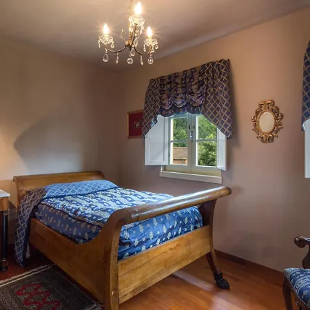 ヴィラ Lorena, A Vintage With Indoor Pool