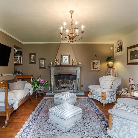 Villa Lorena, A Vintage With Indoor Pool Capannori