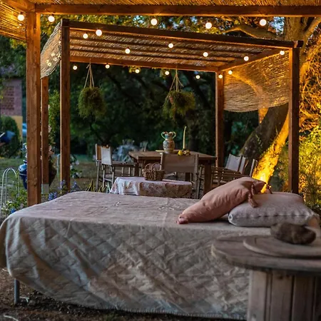 Villa Lorena, A Vintage With Indoor Pool *