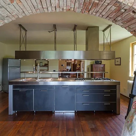 ヴィラ Lorena, A Vintage With Indoor Pool カパンノリ